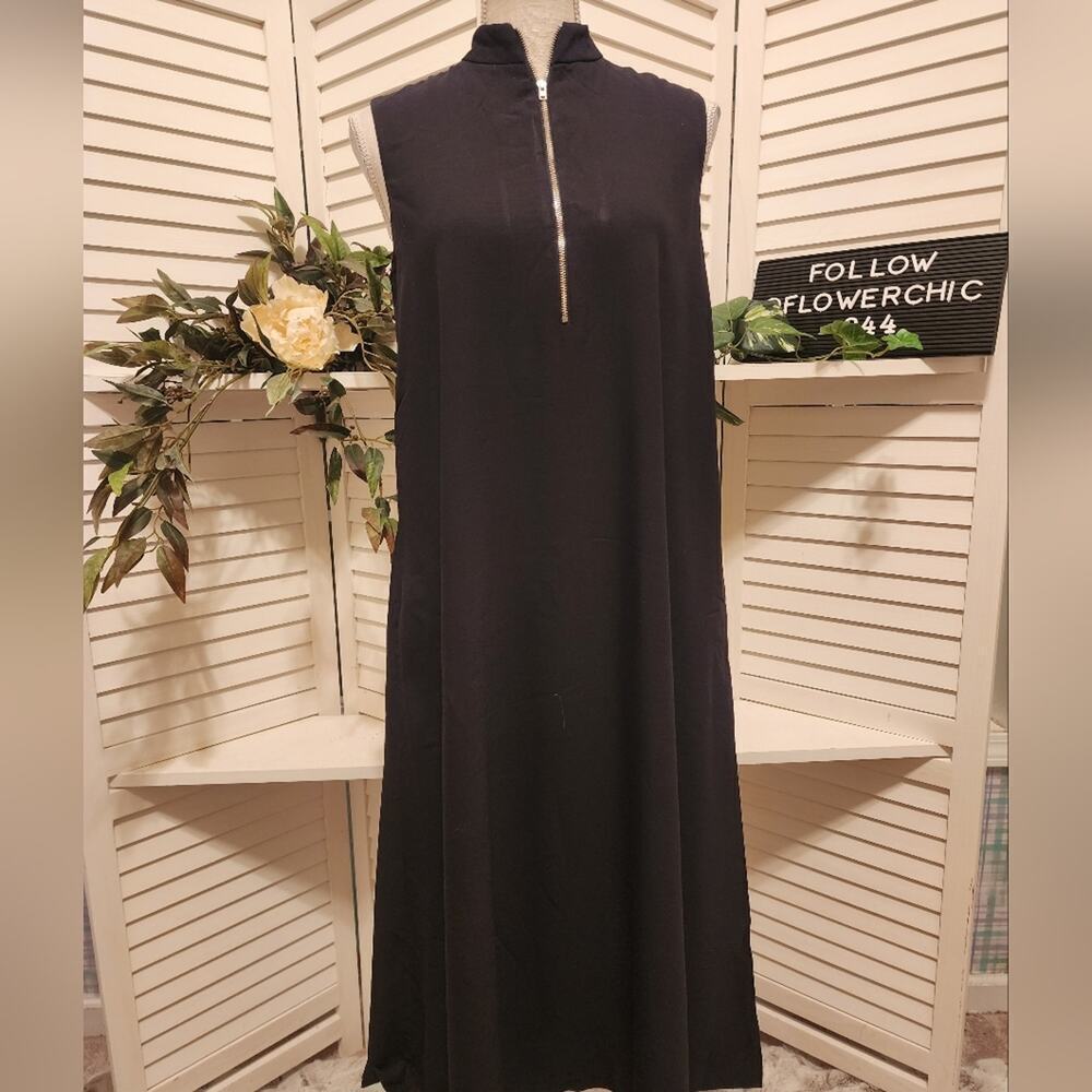 STEPHAN SCHNEIDER  PARTIAL ZIP BLACK SLEEVELESS DRESS SIZE SMALL